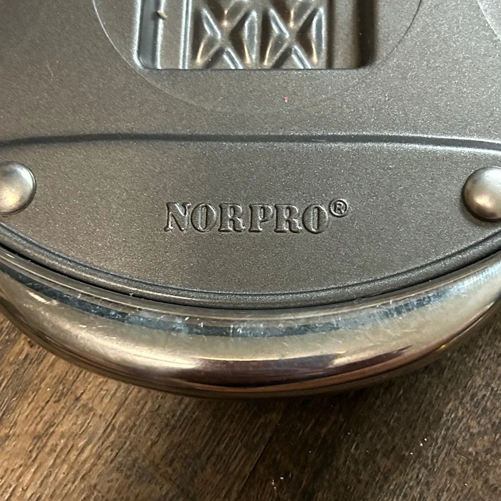 Norpro nonstick muffin
